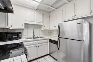 2510 Torrey Pines Rd 312, La Jolla, CA 92037 - Photo 5