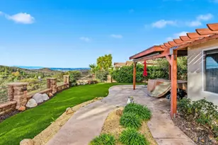 28250 Deep Canyon Dr, Escondido, CA 92026 - Photo 43