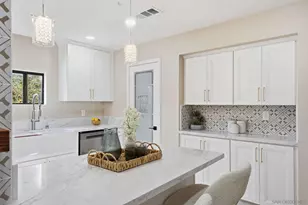 2564 Navarra Dr, Carlsbad, CA 92009 - Photo 11