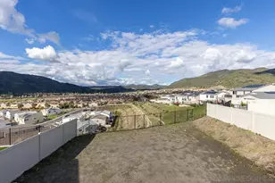 316 Canter Ct, Fallbrook, CA 92028 - Photo 25