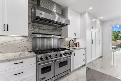  1550 Morenci St, San Diego, CA 92110 - Photo 9