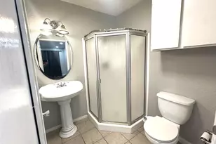 3142 Midway Dr, San Diego, CA 92110 - Photo 15