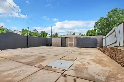  2167 Sunset Dr, Escondido, CA 92025 - Photo 33