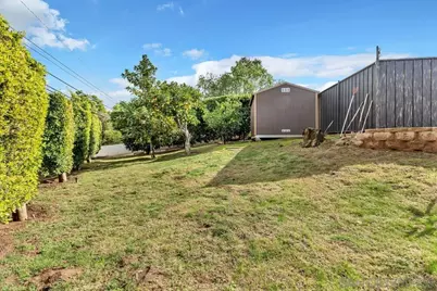  2167 Sunset Dr, Escondido, CA 92025 - Photo 37