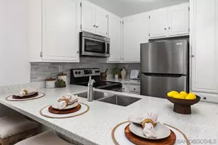 6930 Hyde Park, San Diego, CA 92119 - Photo 7