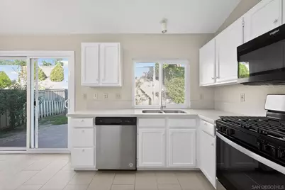  31850 Via Barraza, Temecula, CA 92592 - Photo 3