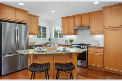  4007 Bluff View Way, Carlsbad, CA 92008 - Photo 17