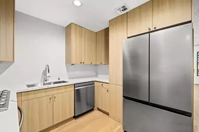  801 Ash St #402, San Diego, CA 92101 - Photo 11