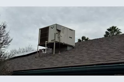  3642 W Redlands Ave, Fresno, CA 93722 - Photo 25