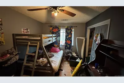  3642 W Redlands Ave, Fresno, CA 93722 - Photo 11