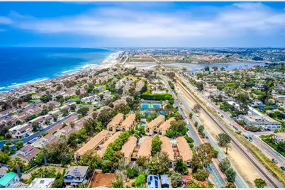  1680 N Coast Highway 101 #30, Encinitas, CA 92024 - Photo 33