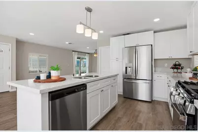  7004 San Carlos Street, Carlsbad, CA 92011 - Photo 13