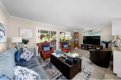  9130 Grossmont Boulevard, La Mesa, CA 91941 - Photo 11