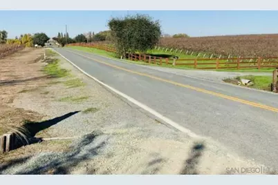  19901 Atkins Road, Lodi, CA 95240 - Photo 3