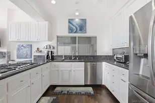 1618 Caminito Solidago, La Jolla, CA 92037 - Photo 9