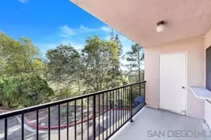 7838 Cowles Mountain Ct, San Diego, CA 92119 - Photo 11