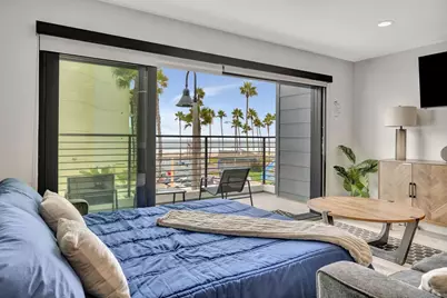  807 Seacoast Dr, Imperial Beach, CA 91932 - Photo 13