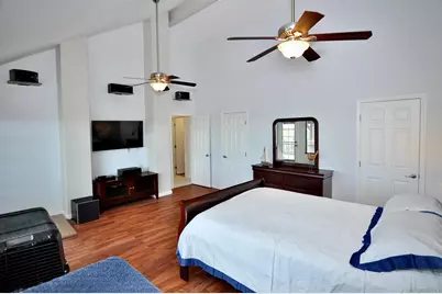  1400 Darwin Dr, Oceanside, CA 92056 - Photo 25