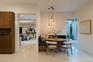 8751 Glenwick Ln, La Jolla, CA 92037 - Photo 19