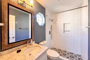 8585 Via Mallorca, La Jolla, CA 92037 - Photo 9