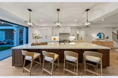  910 Balboa Ave, Coronado, CA 92118 - Photo 9