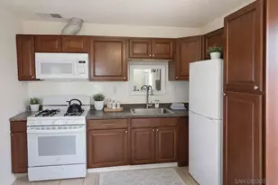 1820 Englewood Dr, Lemon Grove, CA 91945 - Photo 19