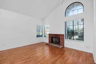  5070 Chalet Dr, Oceanside, CA 92057 - Photo 3