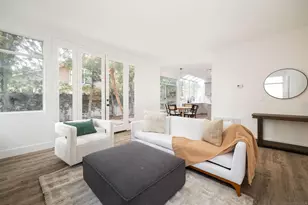 2318 Via Villegas, Carlsbad, CA 92009 - Photo 9