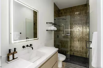  5140 Los Robles Dr, Carlsbad, CA 92008 - Photo 33