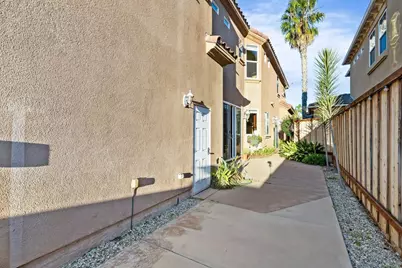  417 N Cedros Ave, Solana Beach, CA 92075 - Photo 37