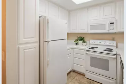 1950 Camino De La Reina #208, San Diego, CA 92108 - Photo 11