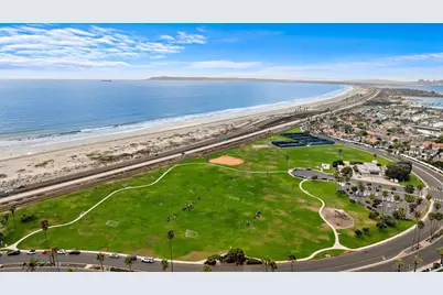  35 Buccaneer Way, Coronado, CA 92118 - Photo 23