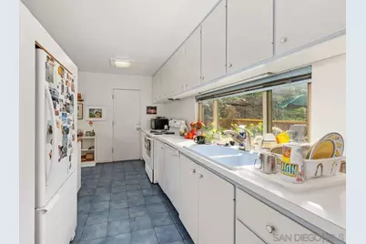  4875 Academy St, San Diego, CA 92109 - Photo 9