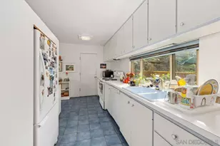 4875 Academy St, San Diego, CA 92109 - Photo 9