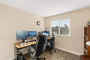 11637 Thomas Hayes Ln, San Diego, CA 92126 - Photo 39