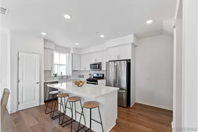  2328 Columba Gln, Escondido, CA 92025 - Photo 11