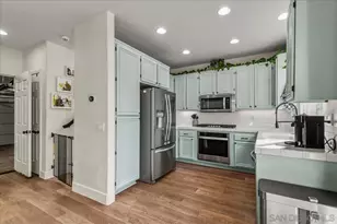 1010 Crystal Springs Pl, Escondido, CA 92026 - Photo 7