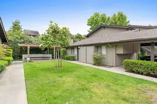 8362 Via Sonoma, La Jolla, CA 92037 - Photo 23