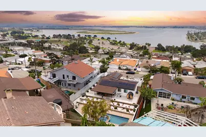  3011 Lloyd St, San Diego, CA 92117 - Photo 5