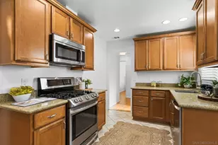 3143 Meadow Grove Dr, San Diego, CA 92110 - Photo 15