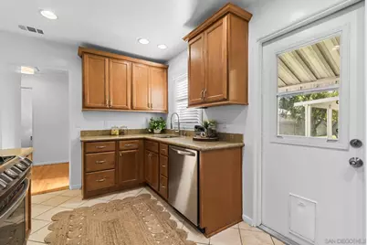  3143 Meadow Grove Dr, San Diego, CA 92110 - Photo 13