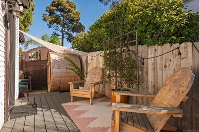  423 S Nevada St, Oceanside, CA 92054 - Photo 35