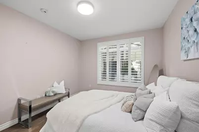  4165 Executive Dr #F107, La Jolla, CA 92037 - Photo 23