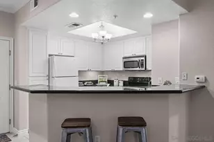 4165 Executive Dr, La Jolla, CA 92037 - Photo 17