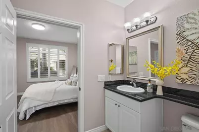  4165 Executive Dr #F107, La Jolla, CA 92037 - Photo 25