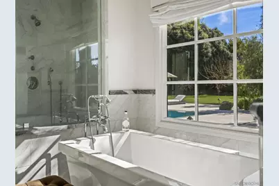  1009 Solymar Drive, La Jolla, CA 92037 - Photo 19