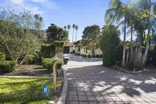 1009 Solymar Dr, La Jolla, CA 92037 - Photo 5