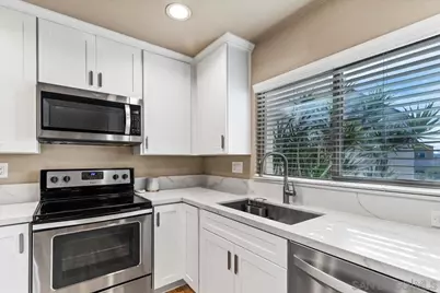  17407 Port Marnock Dr, Poway, CA 92064 - Photo 9