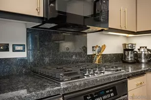 550 15th St, San Diego, CA 92101 - Photo 7