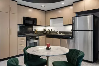  550 15th St. #302, San Diego, CA 92101 - Photo 5